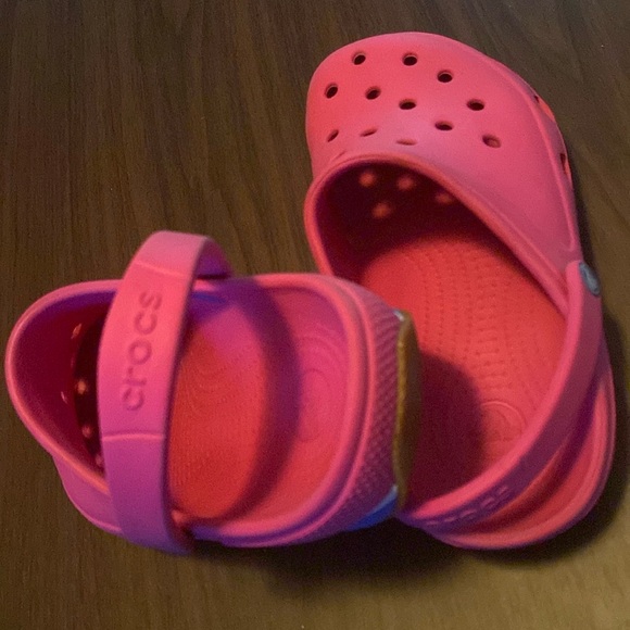 Crocs Retro Clog Kids Size 1 Unisex CROCS Classic PINK Slip On Clog Water Shoes - Picture 7 of 16